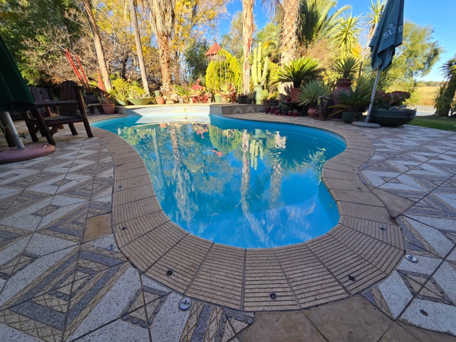 3 Bedroom Property for Sale in Middelpos Northern Cape